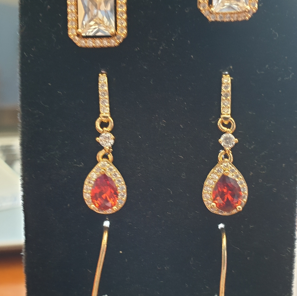 Ruby Dimond Earings Nice